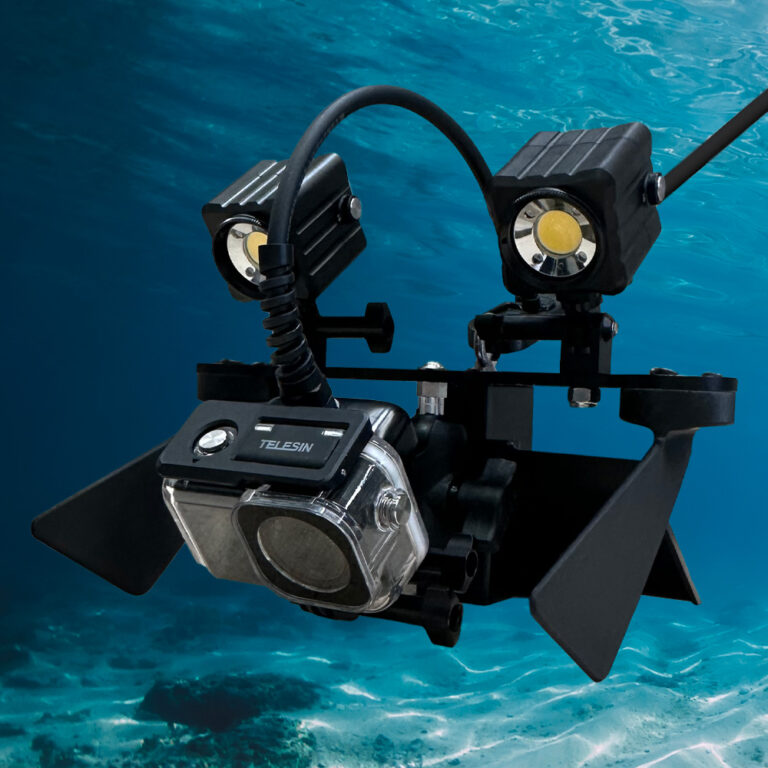 Seeker DeepScope Rig underwater with Seeker and lights – hydrodynamic tow rig for stable underwater viewing and recording at depth