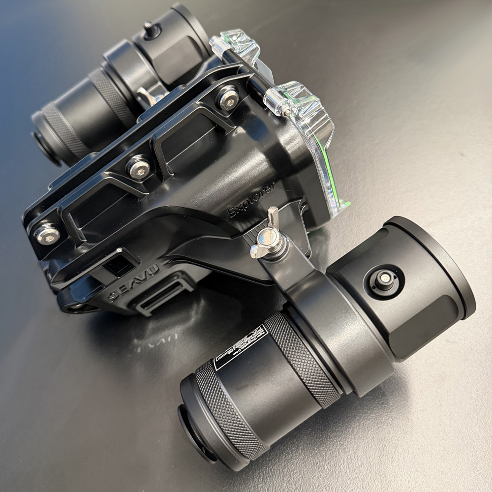 Mounting instructions for Explorer lights
